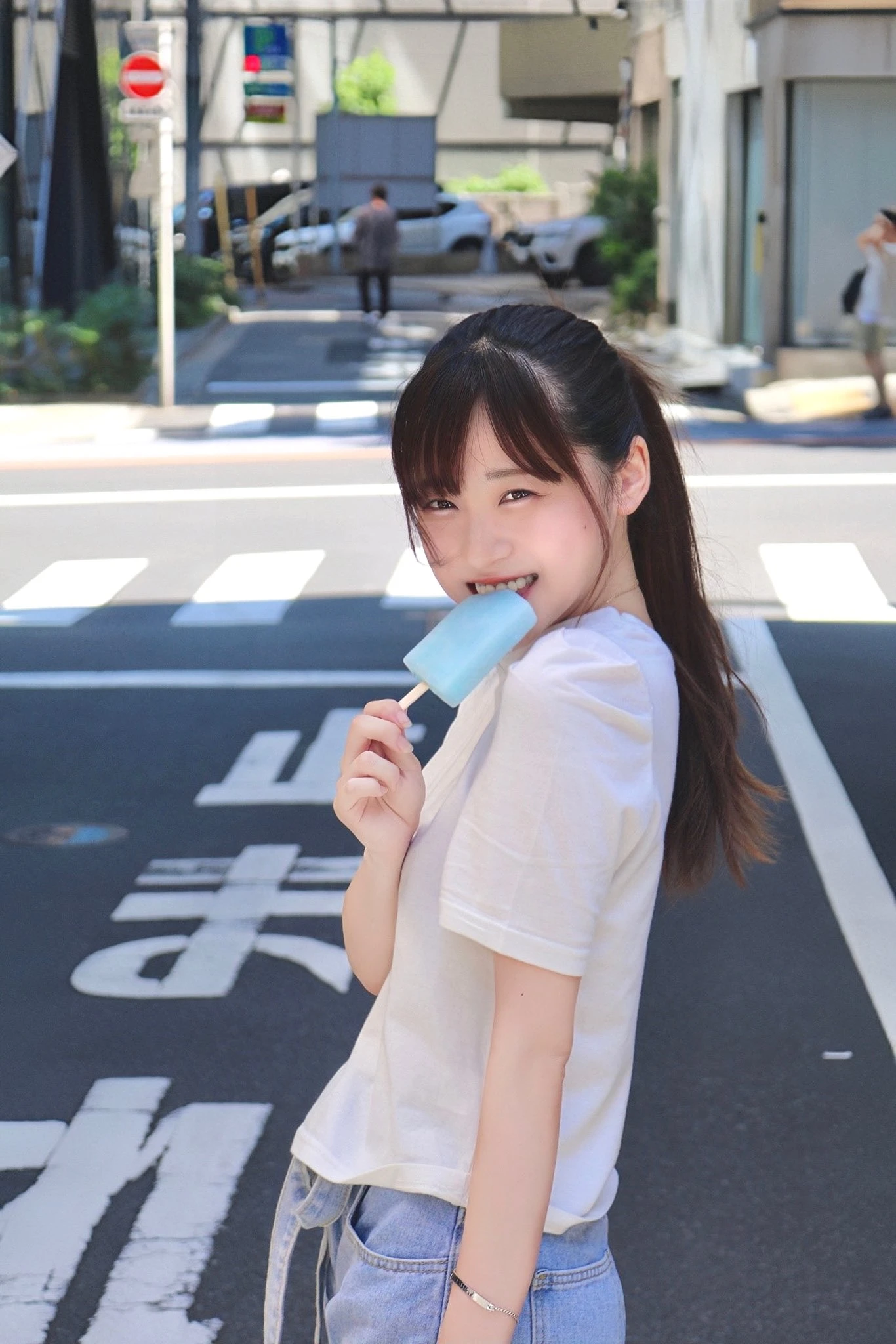 f1zthrqaaaegphl_04_24_2024.webp